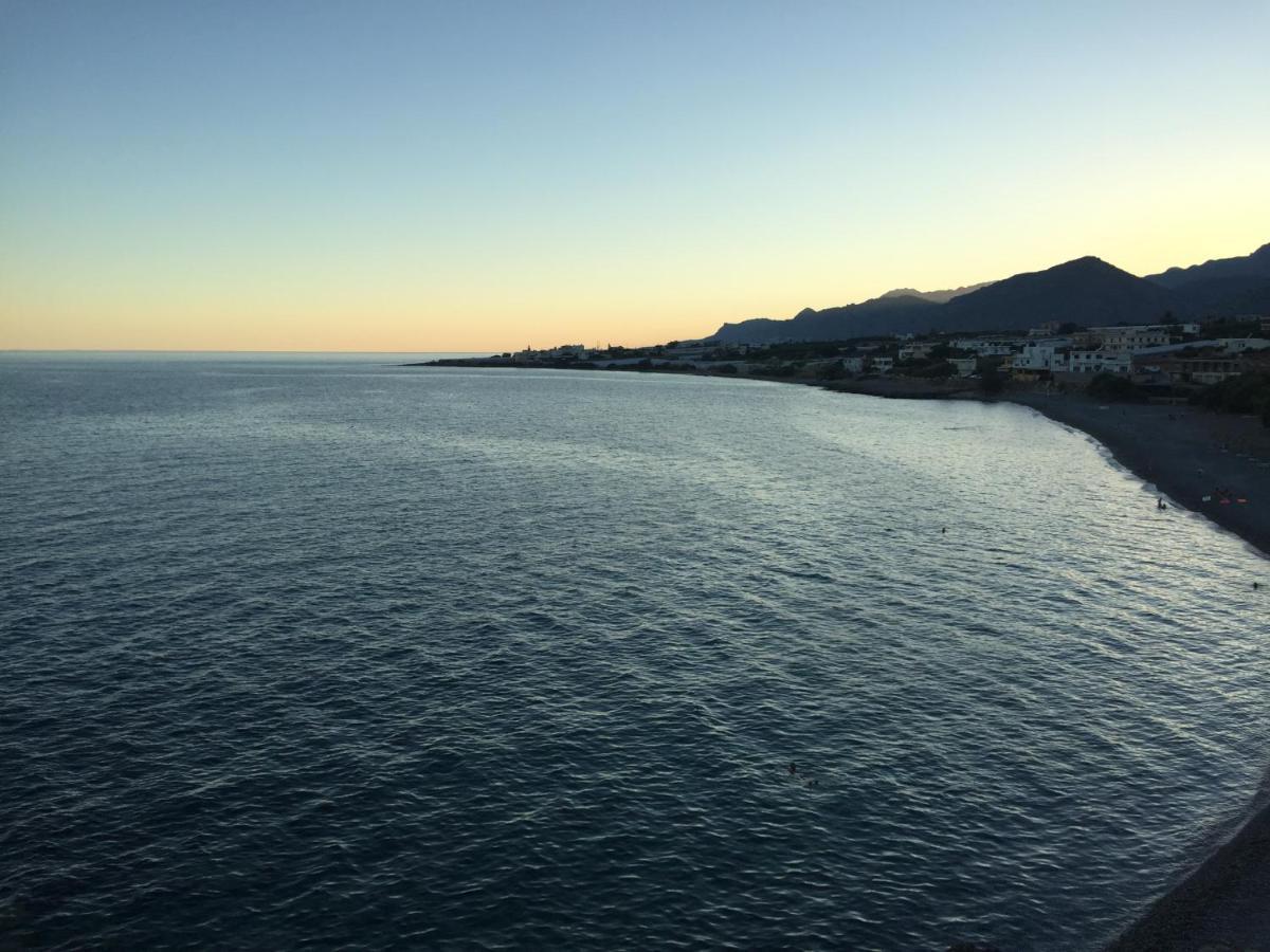 Blue Sea Villa & Apartments Makriyialos Bagian luar foto